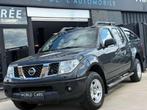 Nissan Navara 2.5 dCi 4x4 NAVI CUIR TOIT OUV. GARANTIE 12MOI, Auto's, 4 deurs, Gebruikt, 4 cilinders, 128 kW