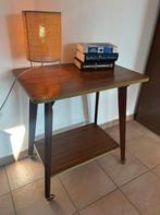 Vintage bartafel / bijzettafel op wielen, Huis en Inrichting, Ophalen, Zo goed als nieuw