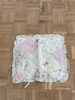 Housse pour coussin motif roses, Utilisé