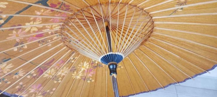 Japanse parasol, Handtassen en Accessoires, Paraplu's, Gebruikt, Bruin, Ophalen
