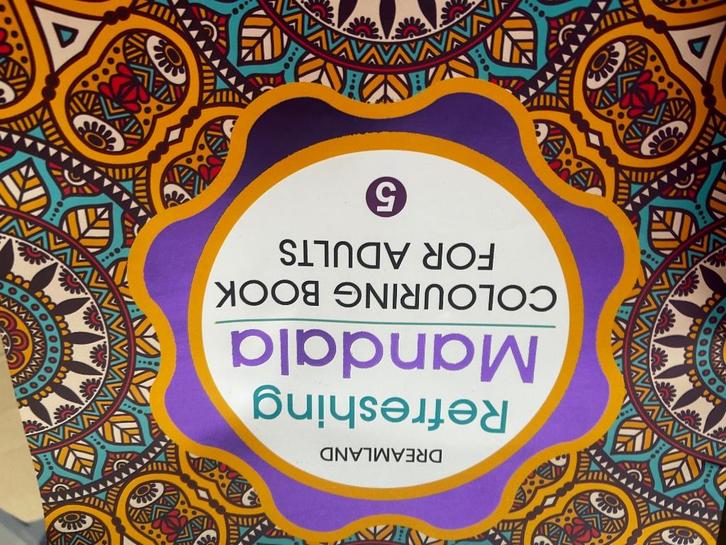 Volwassen kleurboeken hobby, Boeken, Hobby en Vrije tijd, Nieuw, Tekenen en Schilderen, Ophalen of Verzenden