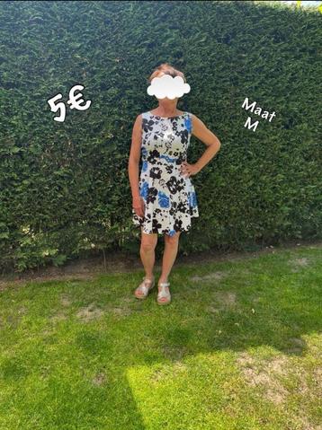 Jurken/topje beschikbaar voor biedingen
