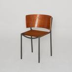 Een paar stoelen van Philippe Starck voor XO, 1988, Postmodern, Utilisé, Bois, Envoi