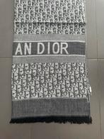 Grijze sjaal geïnspireerd op Dior, Kleding | Dames, Mutsen, Sjaals en Handschoenen, Ophalen of Verzenden, Nieuw