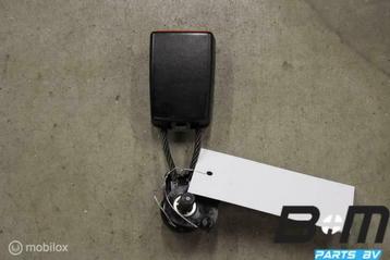 Gordelslot rechter achterbank Golf Plus / Tiguan 5M0857754E beschikbaar voor biedingen