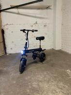 ‼️ Mini elektrische scooter met pedaal en sleutels ‼️‼️, Fietsen en Brommers, Ophalen of Verzenden, Zo goed als nieuw