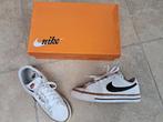 Merk Nike : witte sneakers mt 40 (zie foto's), Kleding | Dames, Schoenen, Wit, Nike, Ophalen of Verzenden, Zo goed als nieuw