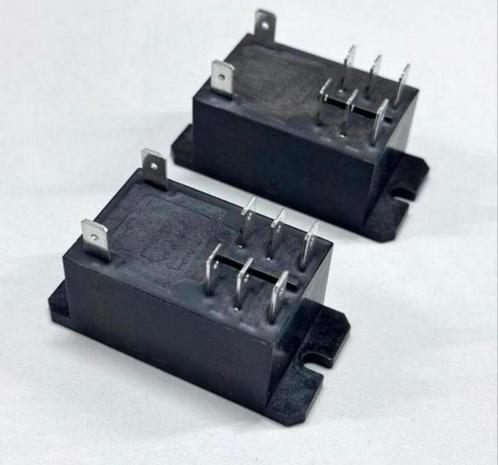 2X Hongfa HF92F-012D-2C21S Steekrelais 12V/DC wisselcontact, Hobby en Vrije tijd, Elektronica-componenten, Nieuw, Ophalen of Verzenden