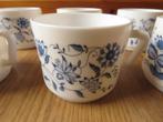 vintage arcopal 6 tasses motifs fleurs bleues aster, Ophalen of Verzenden, Zo goed als nieuw, Kop(pen) en/of Schotel(s)