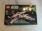 Lego 10240 - UCS Red Five X-wing Starfighter 2nd edition, Ophalen of Verzenden, Zo goed als nieuw, Complete set, Lego