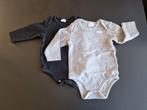 2 body s zwart en lichtgrijs 6-9m, Enlèvement ou Envoi, Utilisé
