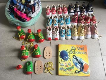 Schoolpakket , veters leren strikken oa boek Zo veel schoene beschikbaar voor biedingen