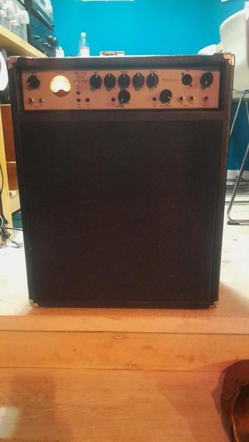 Ampli basse Ashdown