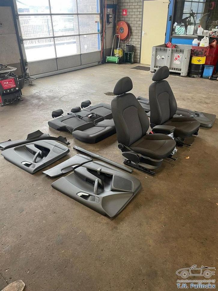 Kompleet interieur Audi a1 sportback hatchback bouwjaar 2016, Auto-onderdelen, Interieur en Bekleding, Audi, Gebruikt, Ophalen of Verzenden