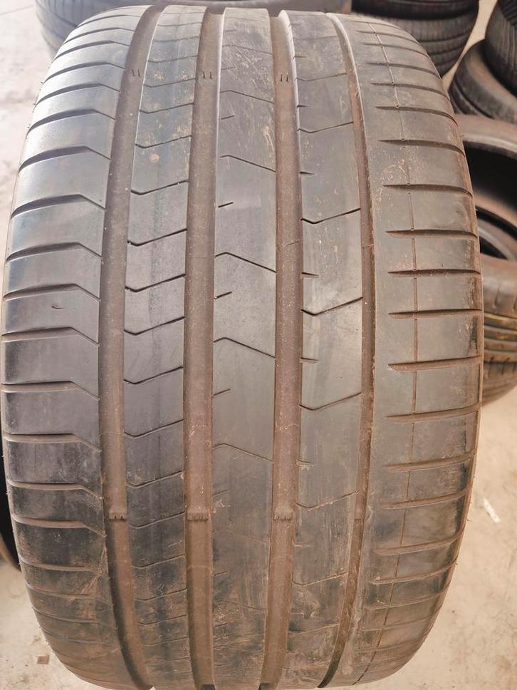 315/30r22 107y Pirelli 90€ per stuk met plaatsen 315/30/r22, Auto-onderdelen, Besturing, Ophalen