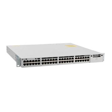 Catalyst 9300X-48HX beschikbaar voor biedingen