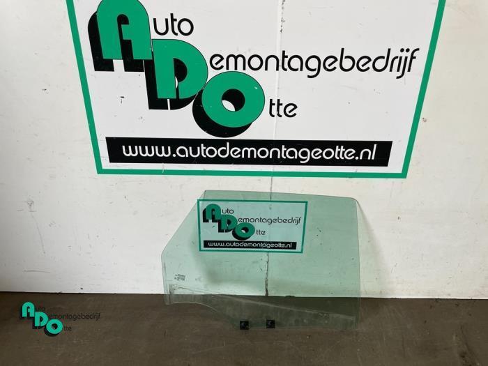 Portierruit 4Deurs rechts-achter van een Renault Captur (Cap, Auto-onderdelen, Ruiten en Toebehoren, Renault, Gebruikt, 3 maanden garantie