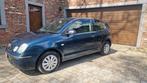 Volkswagen Polo 1.2i — 3 deuren — 2004 — 160.000 km, Voorwielaandrijving, Stof, Radio, Handgeschakeld