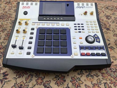 AKAI MPC 4000 Sampler, Muziek en Instrumenten, Samplers, Zo goed als nieuw, Ophalen of Verzenden