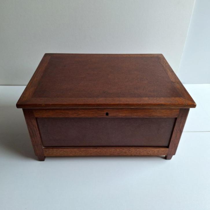 Kistje in hout met inzetstuk, Antiek en Kunst, Curiosa en Brocante, Ophalen