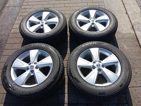 Winterbanden XC40 NIEUWSTAAT, Auto-onderdelen, Banden en Velgen, Banden en Velgen, Winterbanden, Ophalen
