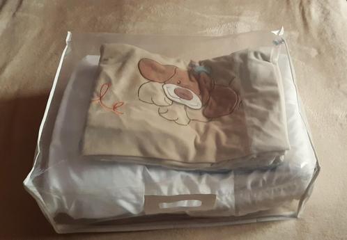 nattou kinderdekbed + 2 overtrekken + tas, Kinderen en Baby's, Kinderkamer | Beddengoed, Zo goed als nieuw, Deken of Dekbed, Beige