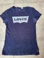 Merk Levi's : blauw t-shirt mt S (zie foto's), Vêtements | Femmes, T-shirts, Manches courtes, Enlèvement ou Envoi, Taille 36 (S)