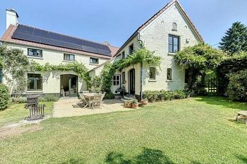 Maison à louer à Lasne, 4 chambres beschikbaar voor biedingen