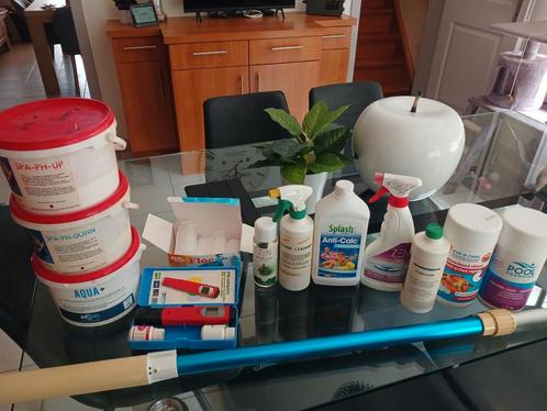 Assortiment onderhoudsproducten voor de jaccuzi.., Hobby en Vrije tijd, Overige Hobby en Vrije tijd, Zo goed als nieuw, Ophalen