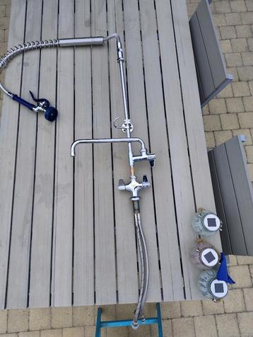 voorspoeldouche , wastafel kraan beschikbaar voor biedingen