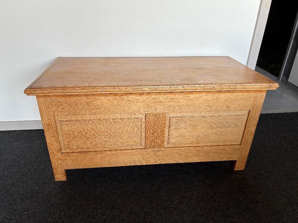 Banc coffre en chêne massif artisanal, Maison & Meubles, Accessoires pour la Maison | Coffres, Utilisé, 50 à 75 cm, 50 à 75 cm
