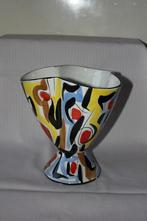 vintage vaasje, Enlèvement