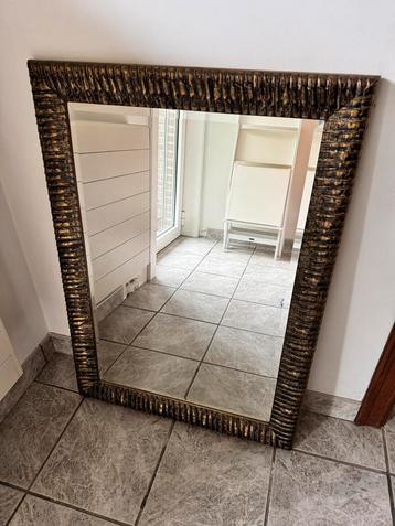Spiegel 106x76cm in bronzen kader beschikbaar voor biedingen