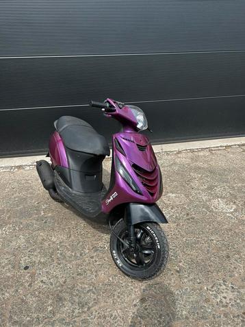 Zip 70cc malossi A klasse beschikbaar voor biedingen