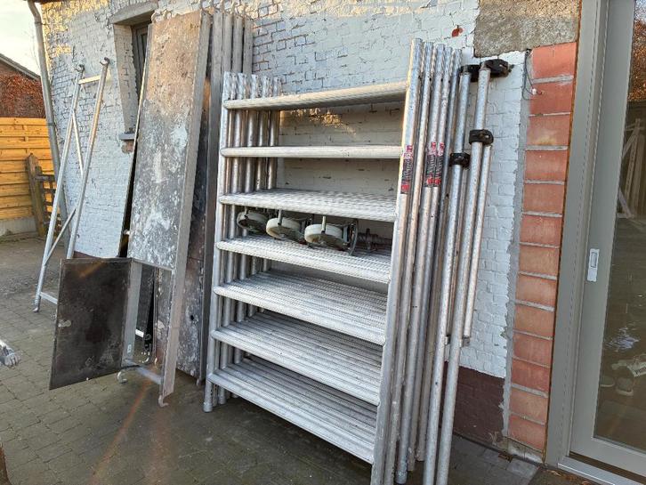 Aluminium rolstelling tot 11.5m werkhoogte!!, Doe-het-zelf en Bouw, Steigers, Zo goed als nieuw, Rolsteiger of Kamersteiger, 5 meter of hoger