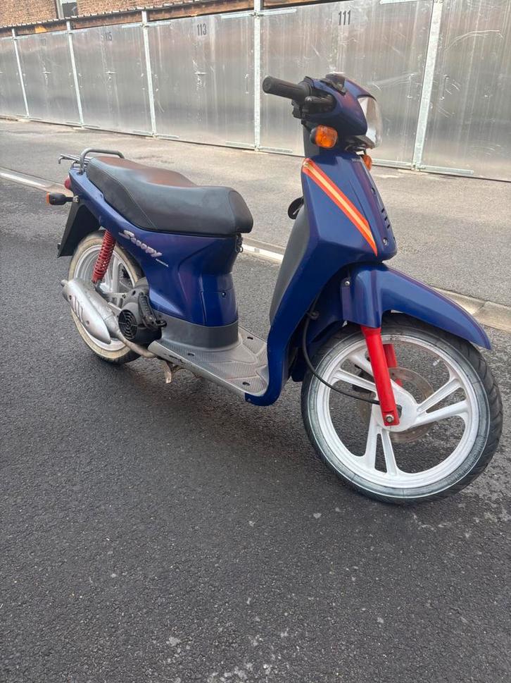 Honda scoopy te koop!, Fietsen en Brommers, Brommers | Honda, Gebruikt, Overige modellen, Klasse B (45 km/u), Ophalen of Verzenden