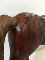 Oud beeldje vervaardigd uit hout en terracotta, Antiek en Kunst, Ophalen of Verzenden