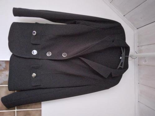 Zeer mooie, zwarte blazer maat 46 nieuwstaat, Vêtements | Femmes, Vestes & Costumes, Comme neuf, Manteau, Taille 46/48 (XL) ou plus grande