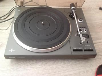 Platenspelers Philips AF 777 beschikbaar voor biedingen