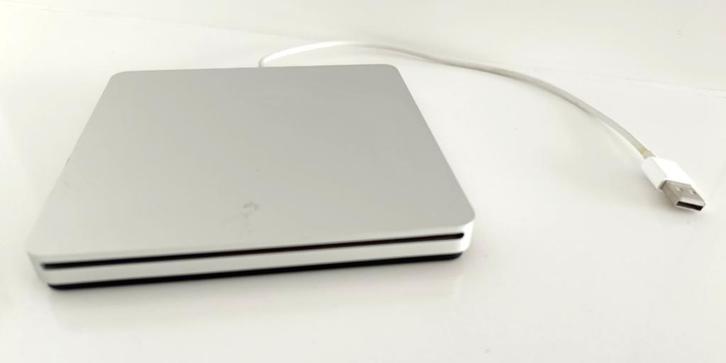apple superdrive usb, Computers en Software, Optische drives, Niet werkend, Extern, MacOS, Cd, Dvd, Ophalen of Verzenden