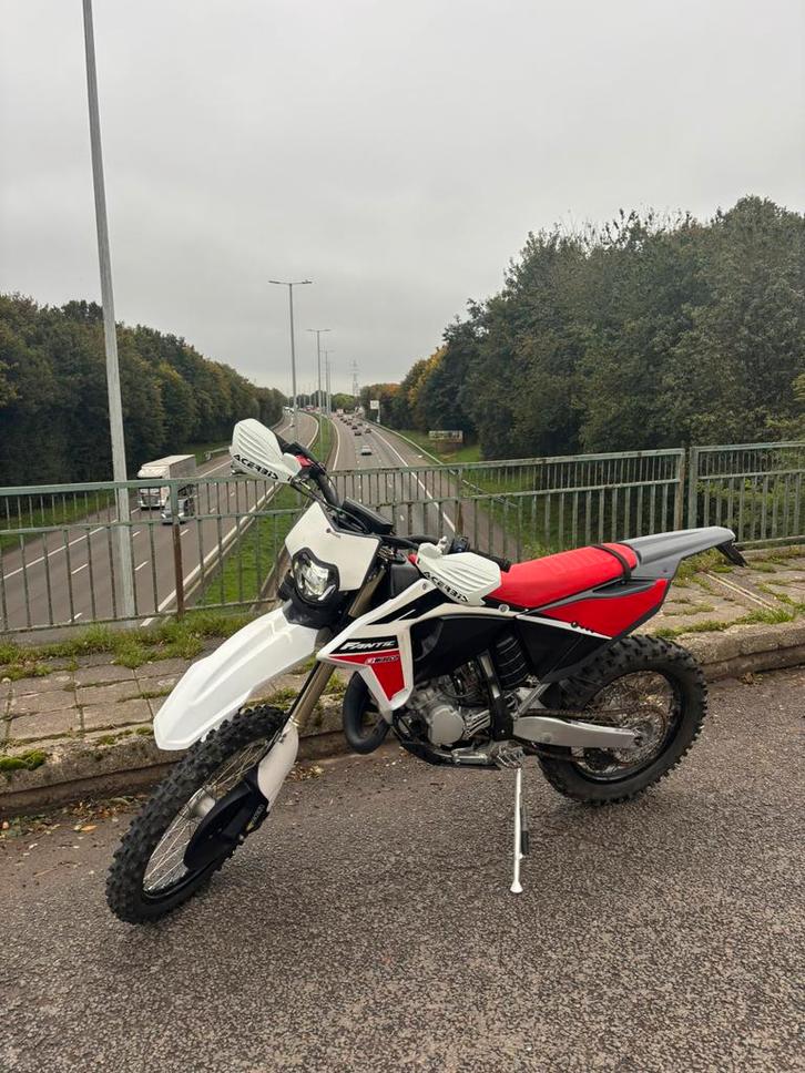 Fantic 125 XE, Vélos & Vélomoteurs, Cyclomoteurs | Cyclomoteurs de cross, Comme neuf, Autres marques, Enlèvement