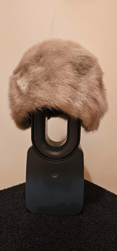 Vintage hoed van echte bont., Kleding | Dames, Hoeden en Petten, Zo goed als nieuw, Hoed, Ophalen of Verzenden