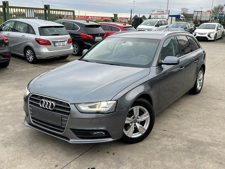 Audi A4 B8 Automatique 170CV 1.8L Essence, Autos, Audi, Entreprise, Achat, A4, ABS, Phares directionnels, Régulateur de distance