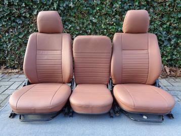 LAND ROVER Defender TD5 – Leder SADDLE BROWN stoelen - NIEUW beschikbaar voor biedingen