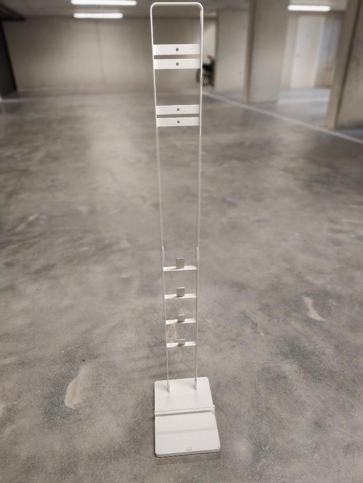 Houder/ staander voor Dyson, Huis en Inrichting, Overige Huis en Inrichting, Zo goed als nieuw, Ophalen