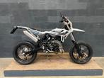 Beta RR 50 Motard Sport 2026 Wit, Nieuw 50cc AM6 Voorraad, Fietsen en Brommers, Ophalen, 6 versnellingen, Overige modellen, Nieuw