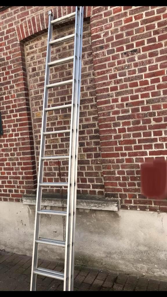LADDER 2 x 12 TREDEN UİTSCHUİFBAAR EN PROFECİONEEL, Doe-het-zelf en Bouw, Ladders en Trappen, Gebruikt, Ladder, 4 meter of meer