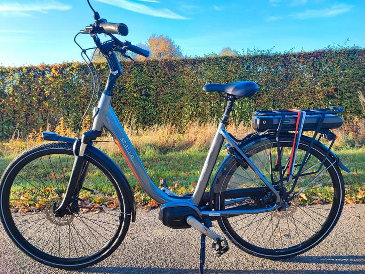 Zo goed als nieuw - Snelheid 30km/u - Actieradius 155 km, Fietsen en Brommers, Elektrische fietsen, Ophalen