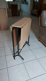 Uitklapbaar tafeltje, Ophalen, Zo goed als nieuw