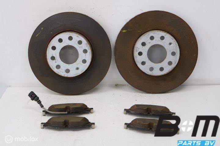 Set schijven + blokken 288mm VW Golf 7 1K0615301T, Auto-onderdelen, Remmen en Aandrijving, Gebruikt